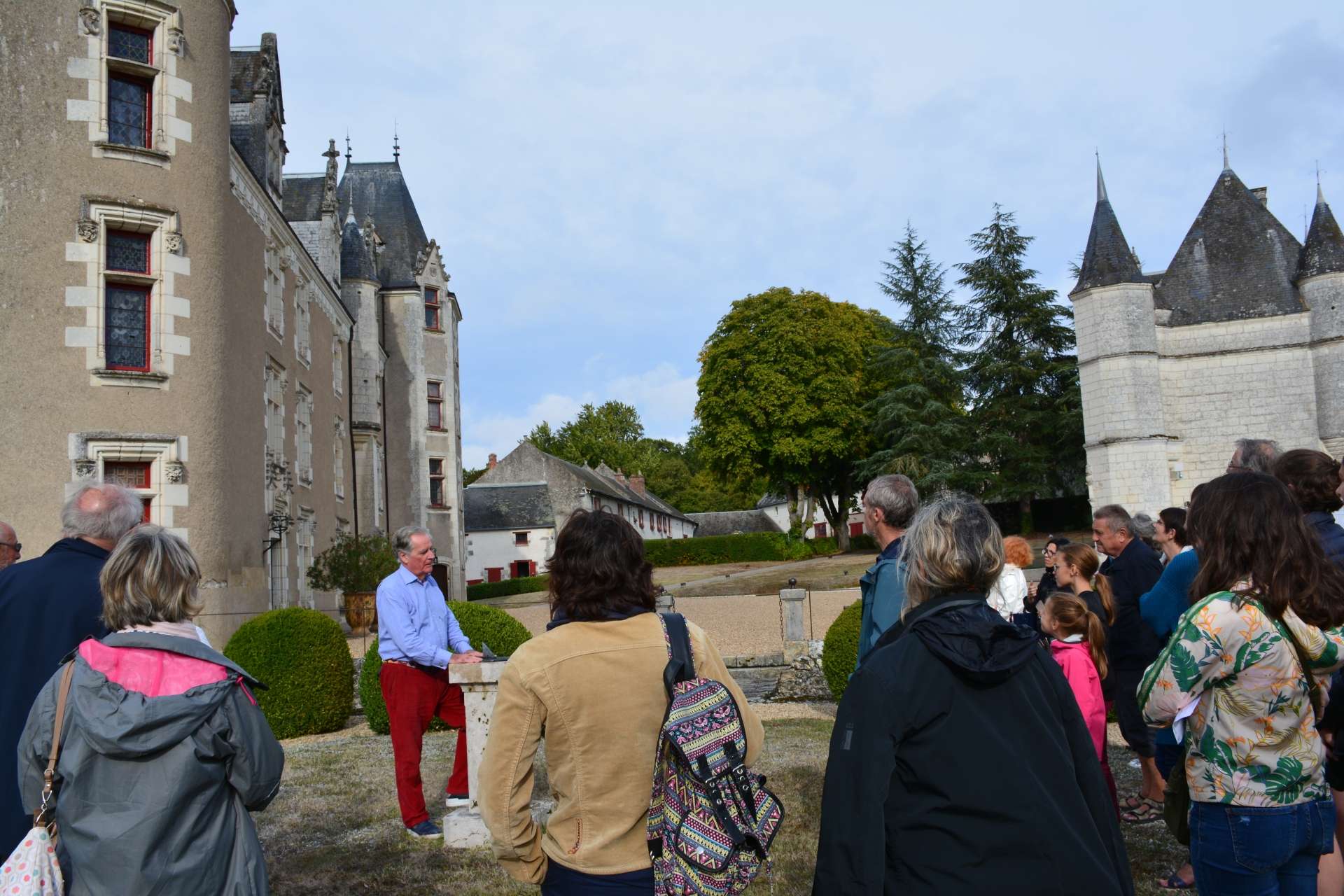 visite-guidee-chateau-montpoupon.jpeg